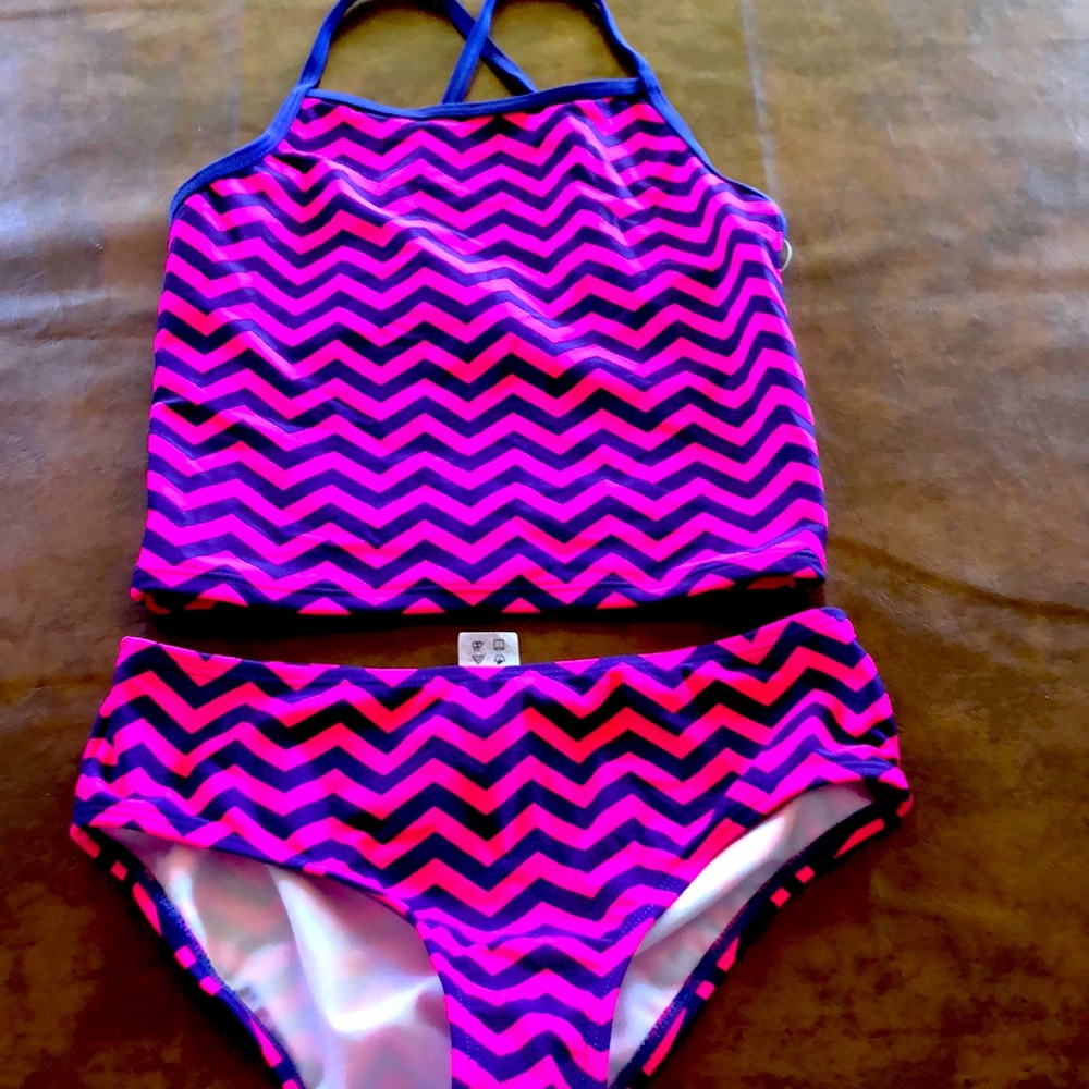 Two pieces swimsuit